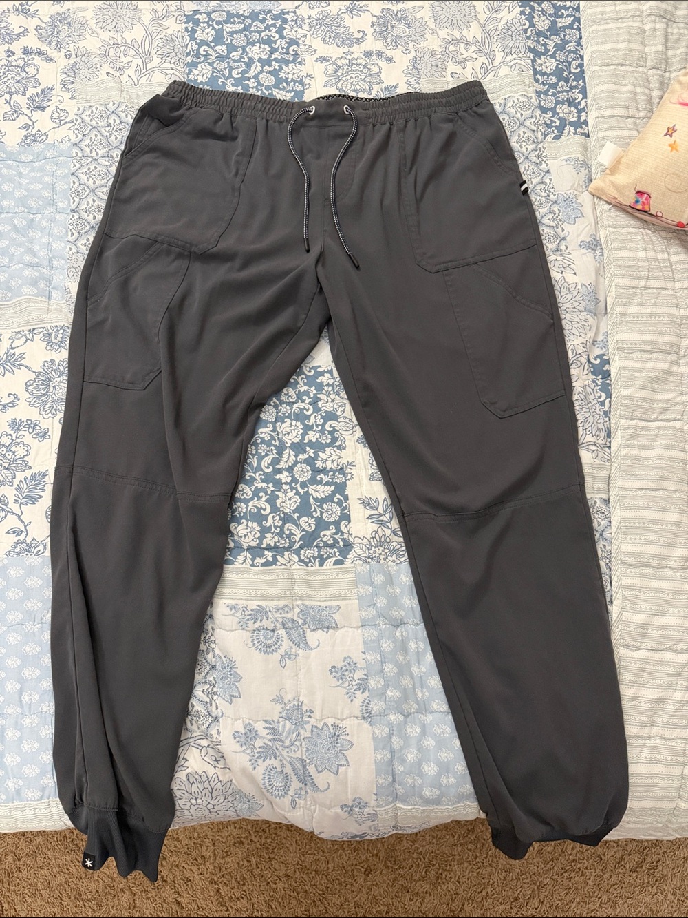 beyond scrubs women’s Jogger Pants - Charcoal Gray